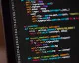 Codice sorgente in un linguaggio di programmazione, con righe numerate e sintassi colorata.