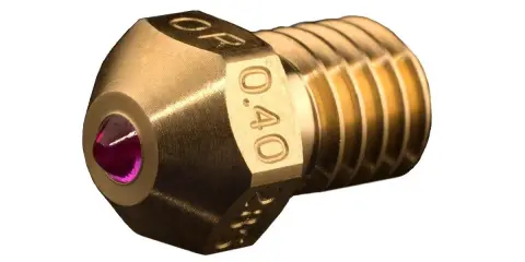 Ugello in ottone da 0.40 mm con inserto in rubino, pronto per stampare dettagli finissimi.