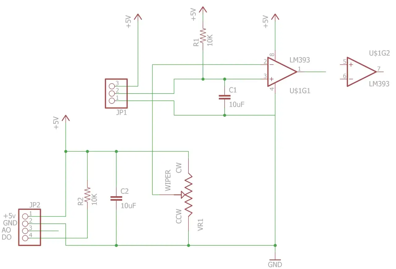 Schema con LM393 e Arduino, include resistori, condensatori e un potenziometro per un circuito di comparazione.